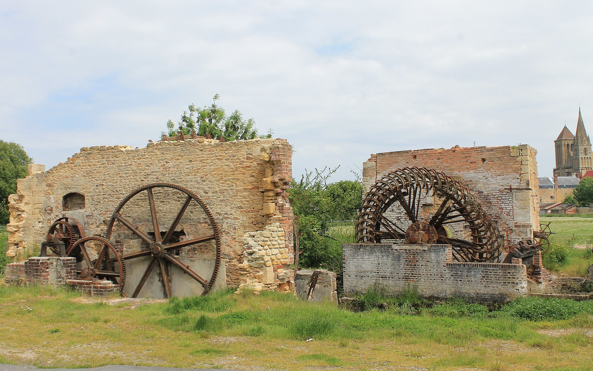 Roues de moulin à Saint-Pierre-sur-Dives
